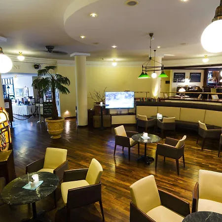 Maxx Hotel 4*